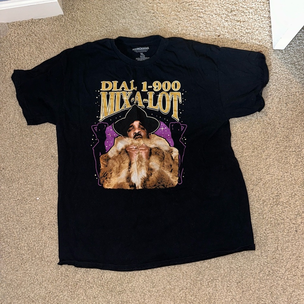 Black Graphic T-Shirt with Dial 1-900 Mix-a-Lot Design